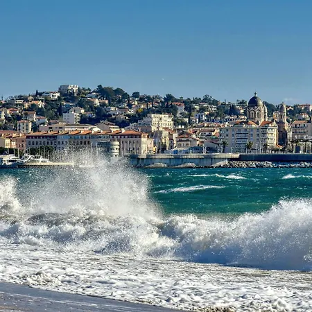 Le Semiramis By Interhome Сен-Рафаель