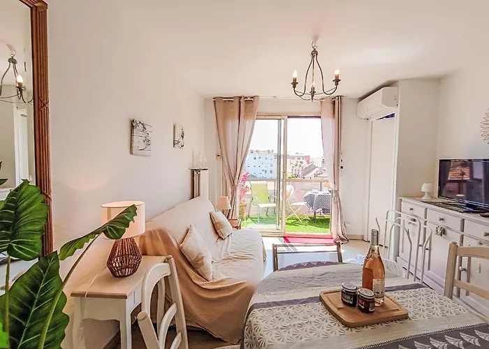 Le Semiramis By Interhome